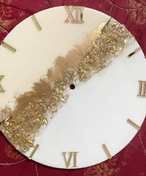 Resin White Clock with Gold Shade