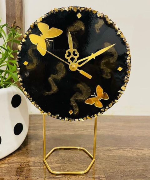 Resin Clock with Gold Shades