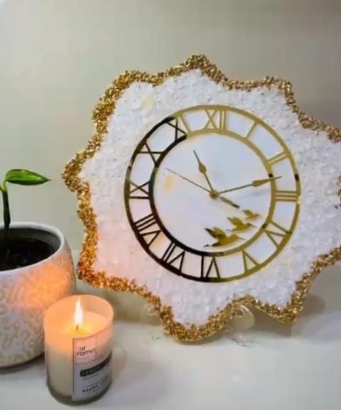 Resin Stylish White Clock with Gold Gemstone